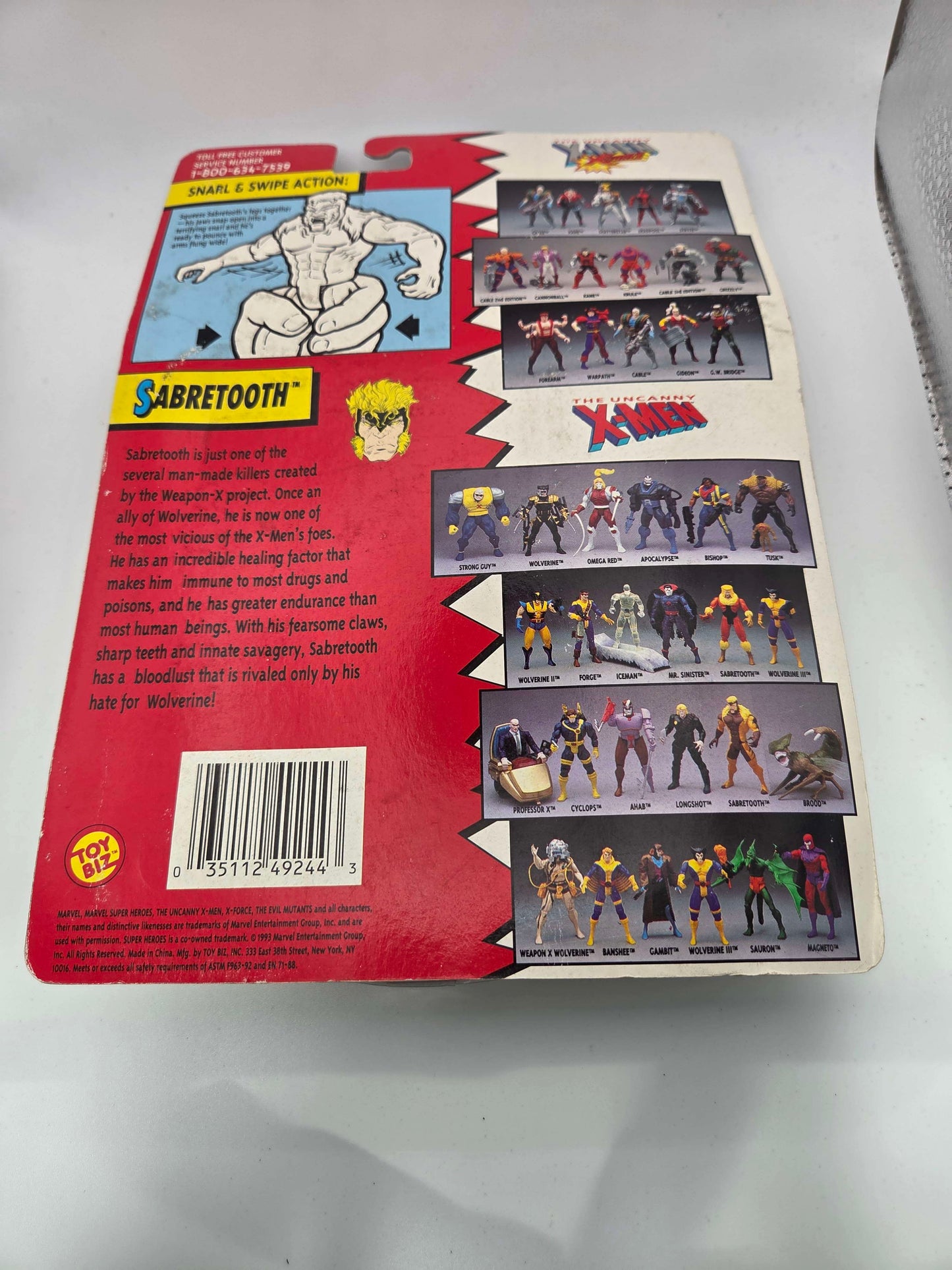 1993 Toy Biz Marvel The Uncanny X-Men Sabretooth
