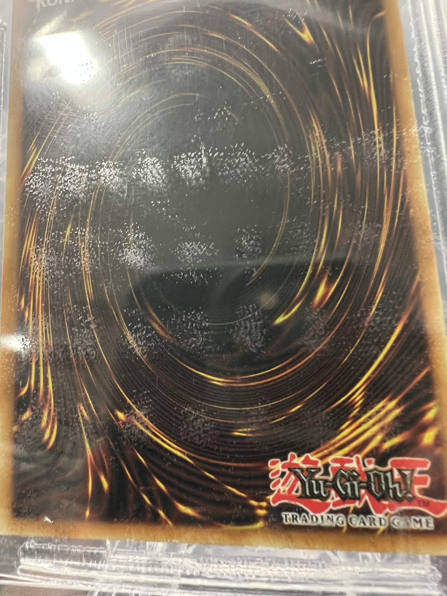 YuGiOh 2015 Dark Magician YGLD-ENB02 - Legendary Decks - UR - BGS 9