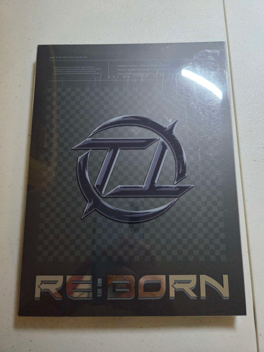 TO1 - Re:Born R. Version with Inclusions and Photobook