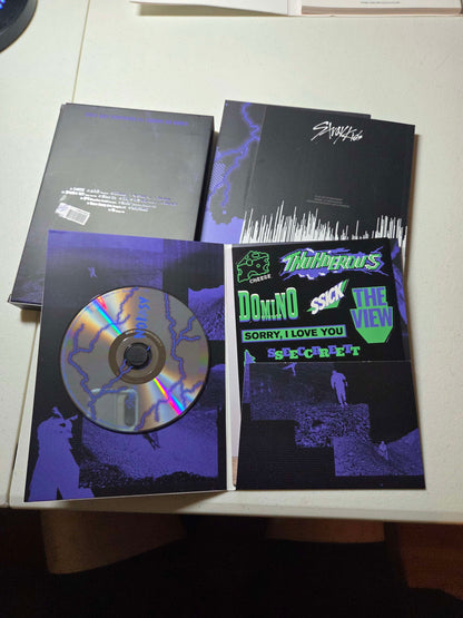 Noeasy 2021 CD Box Set (incl. 84pg photobook, 16pg lyric book, stickers)