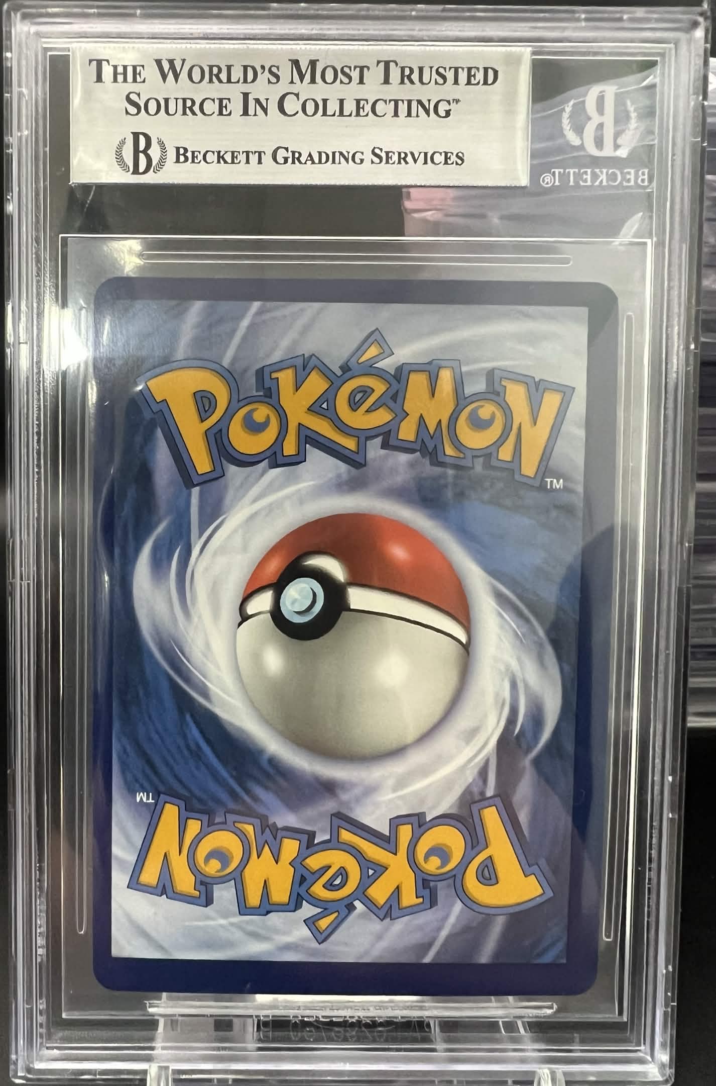 Pokemon 2022 Reshiram V - Silver Tempest - UR - BGS 8