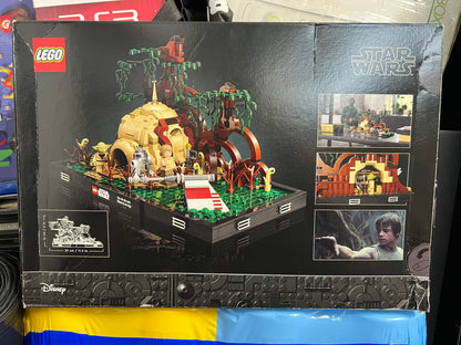 Lego Star Wars 75330 Dagobah Jedi Training Diorama BRAND NEW SEALED