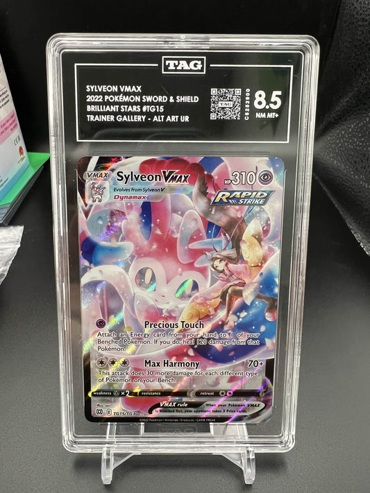 Pokemon 2022 Sylveon VMAX - Brilliant Stars - Trainer Gallery Alt Art UR - TAG 8.5